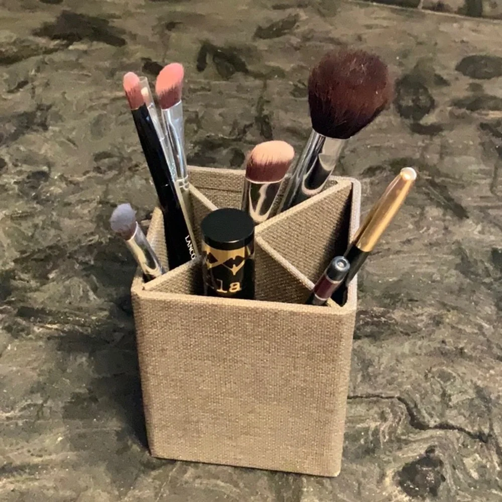 Makeup brush holder(3 items for $15)